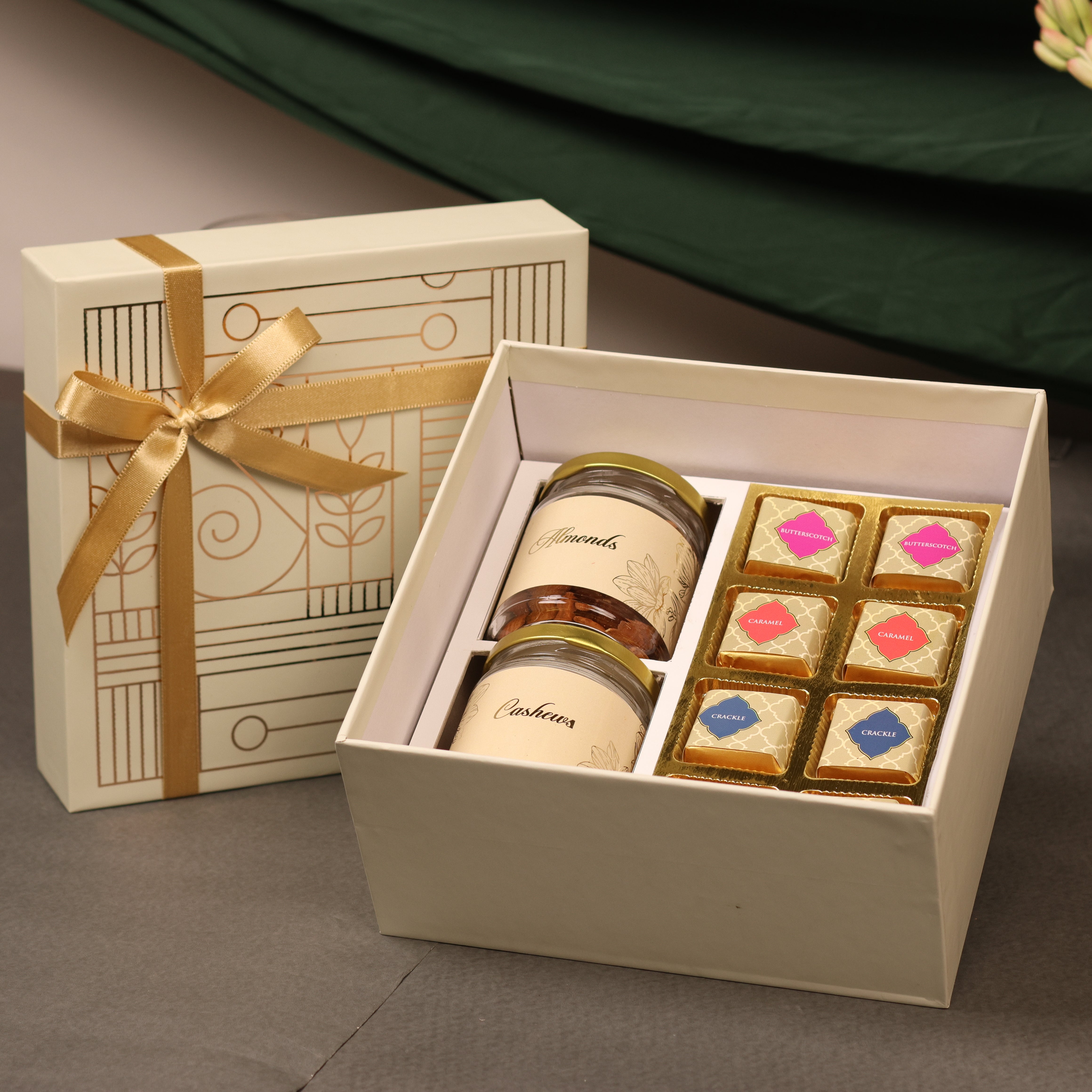 Inara Festive Indulgence Gift Box – Almonds, Cashews & Chocolates