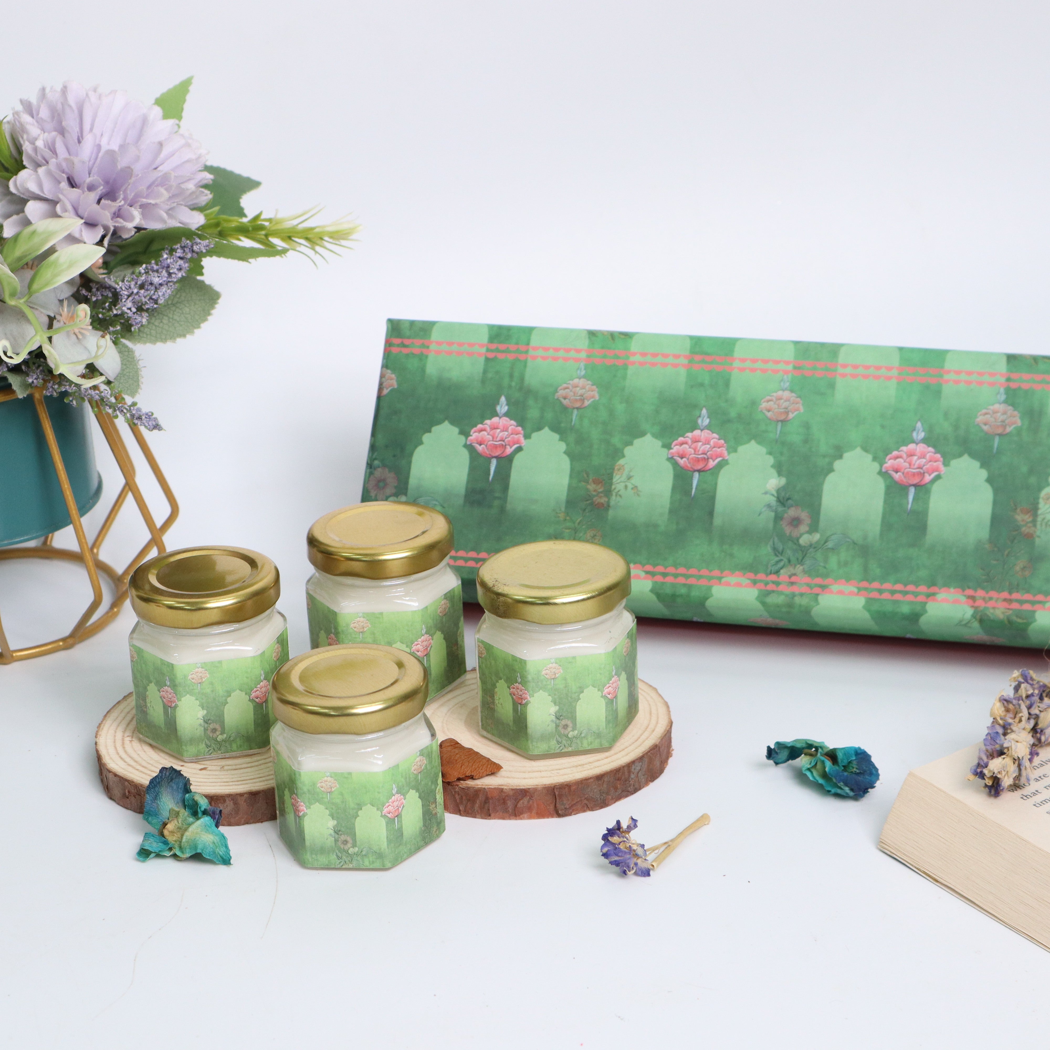 Shahi Candle Gift Box