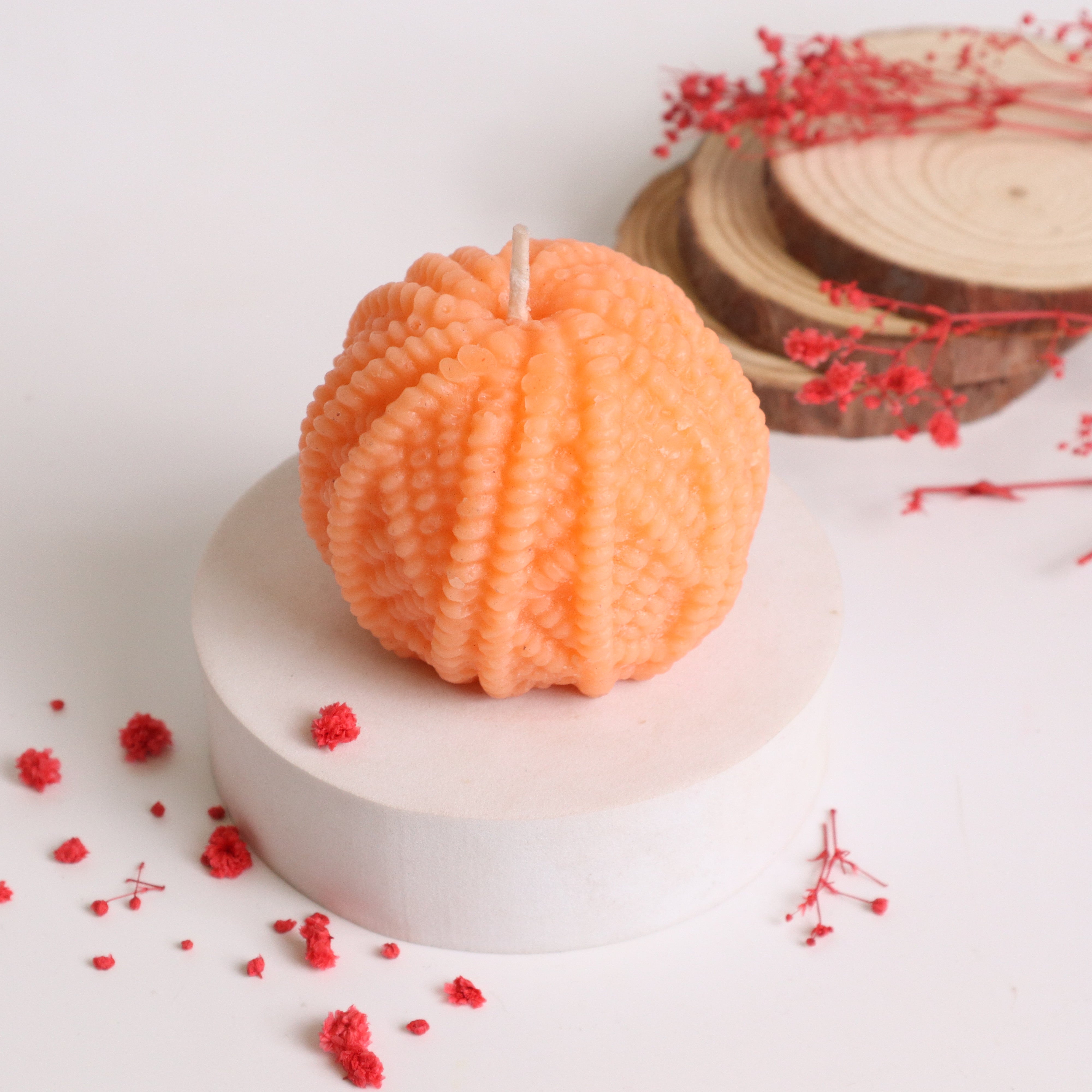 Woolen Yarn Shaped Candle (set of 2)