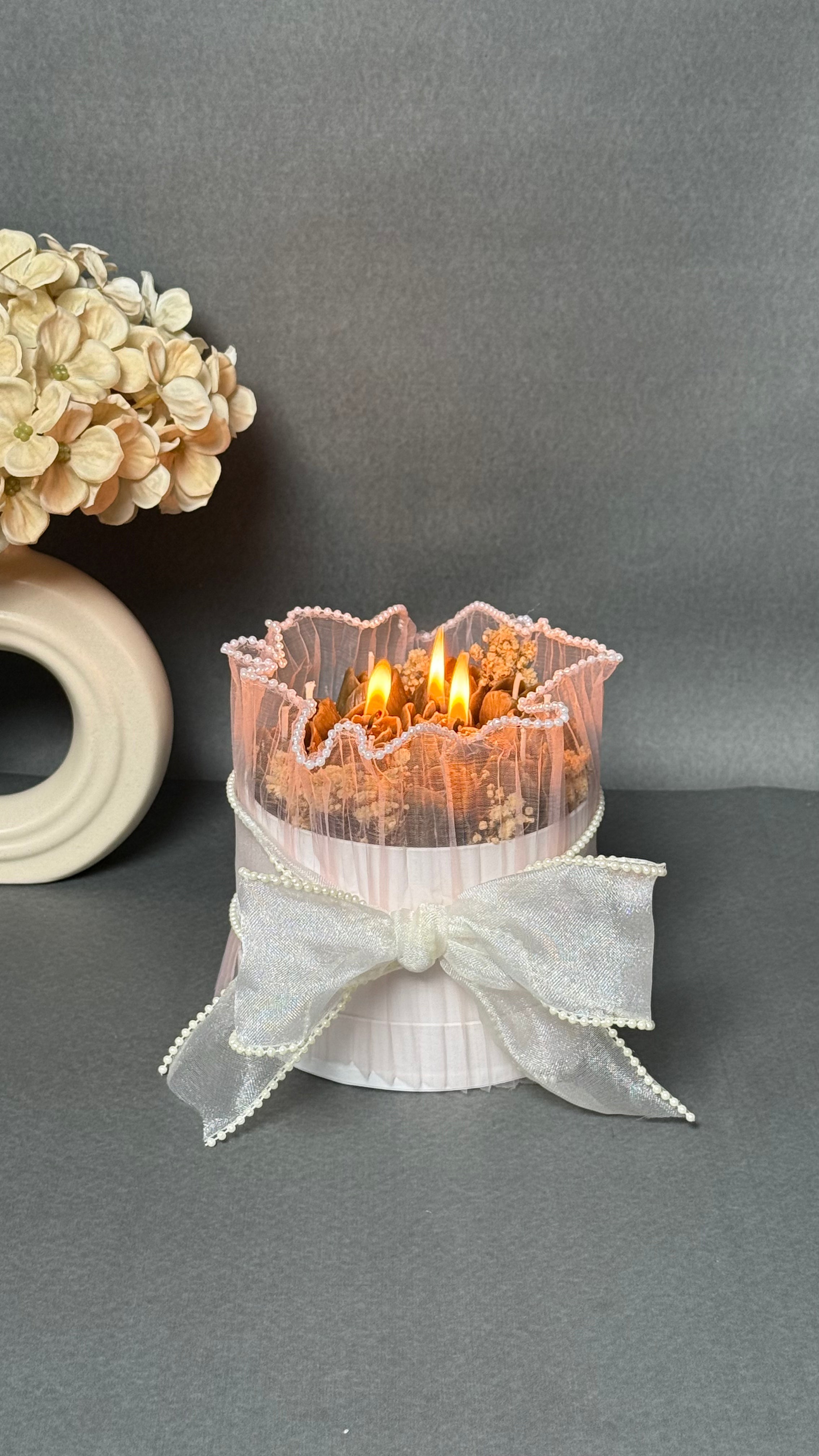 Pearl Bloom Luxe Candle