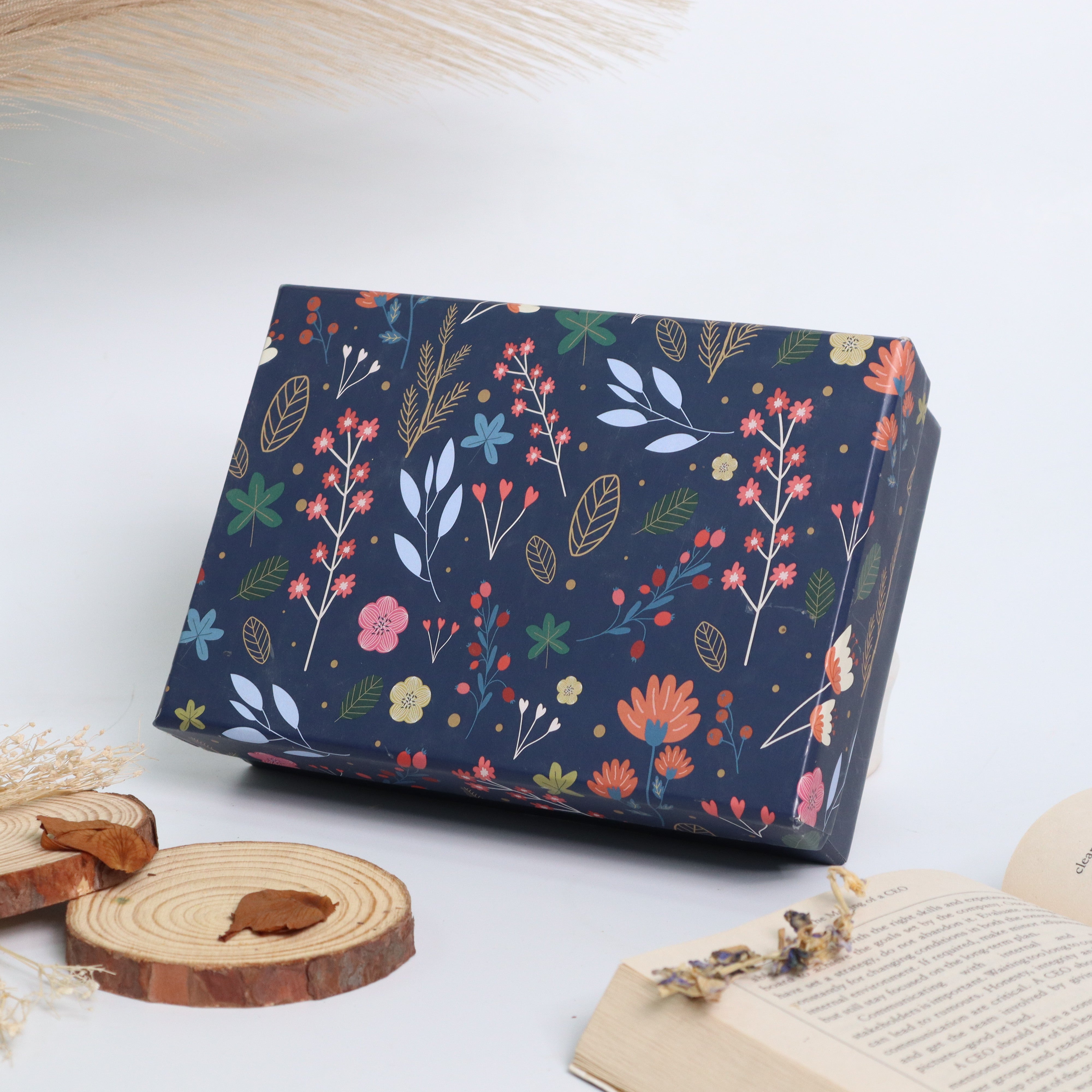 Stunning Blue Candle Gift Box