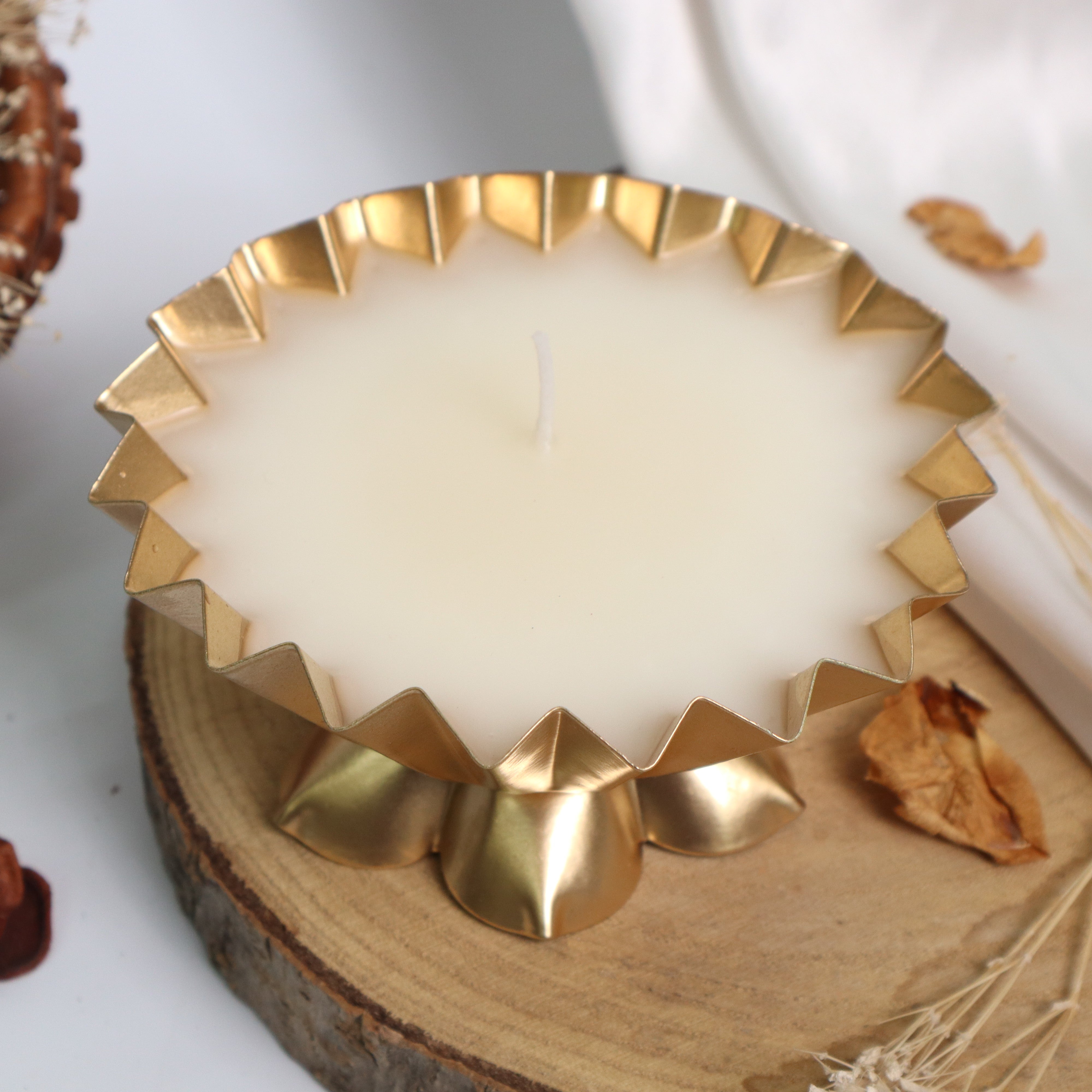 Golden Urli Candle / Candle