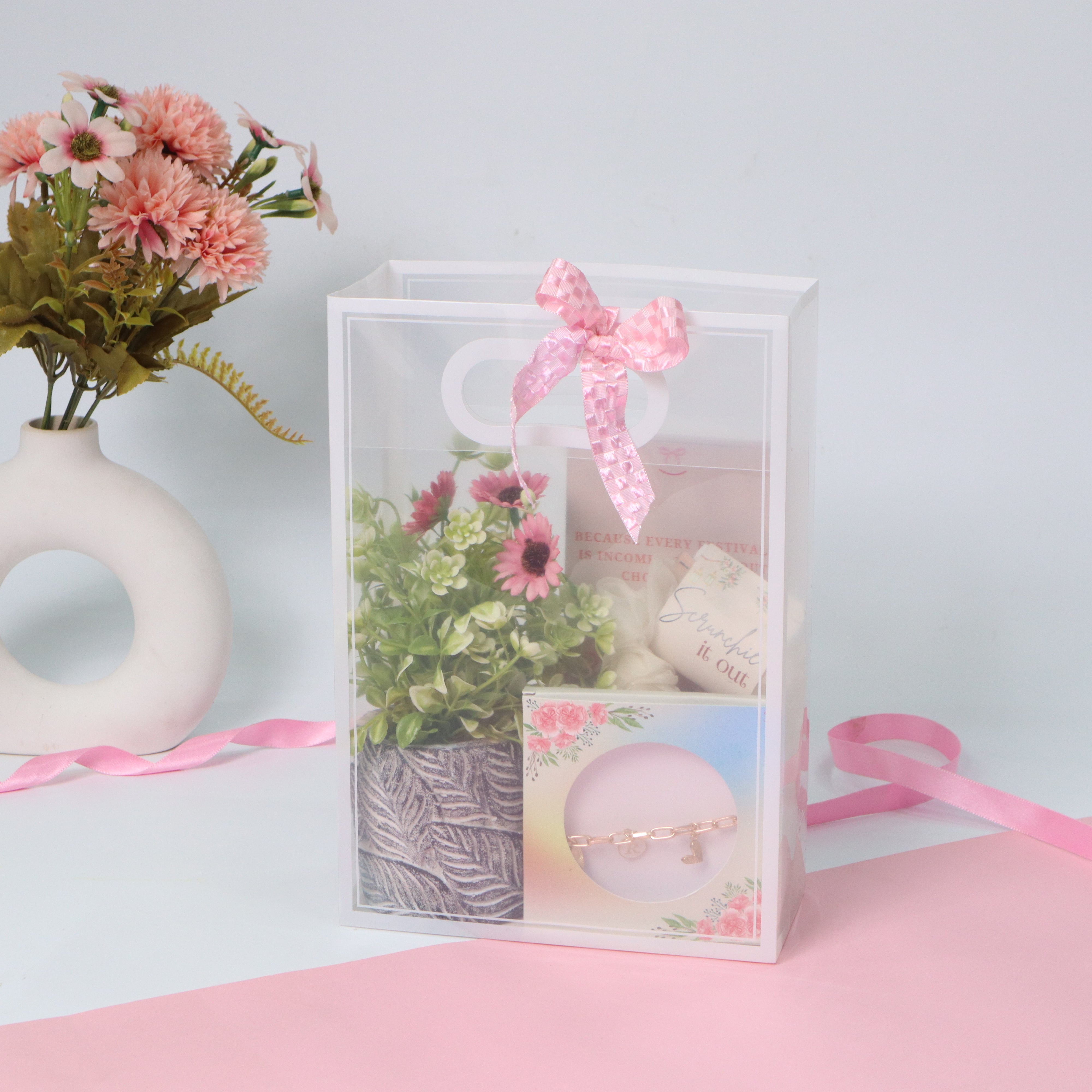 Elegant Bliss Gift Hamper