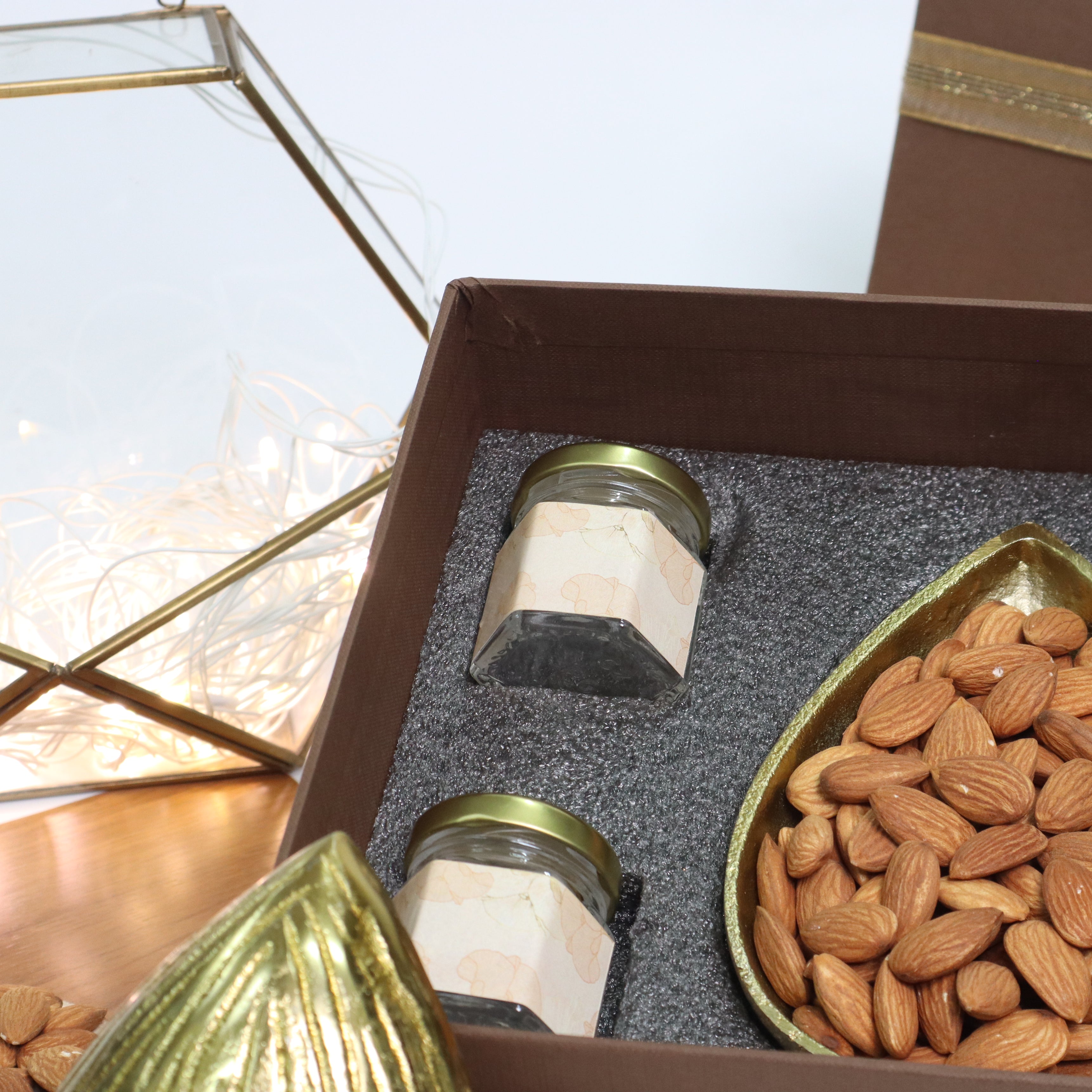 The Luxe Promise Box