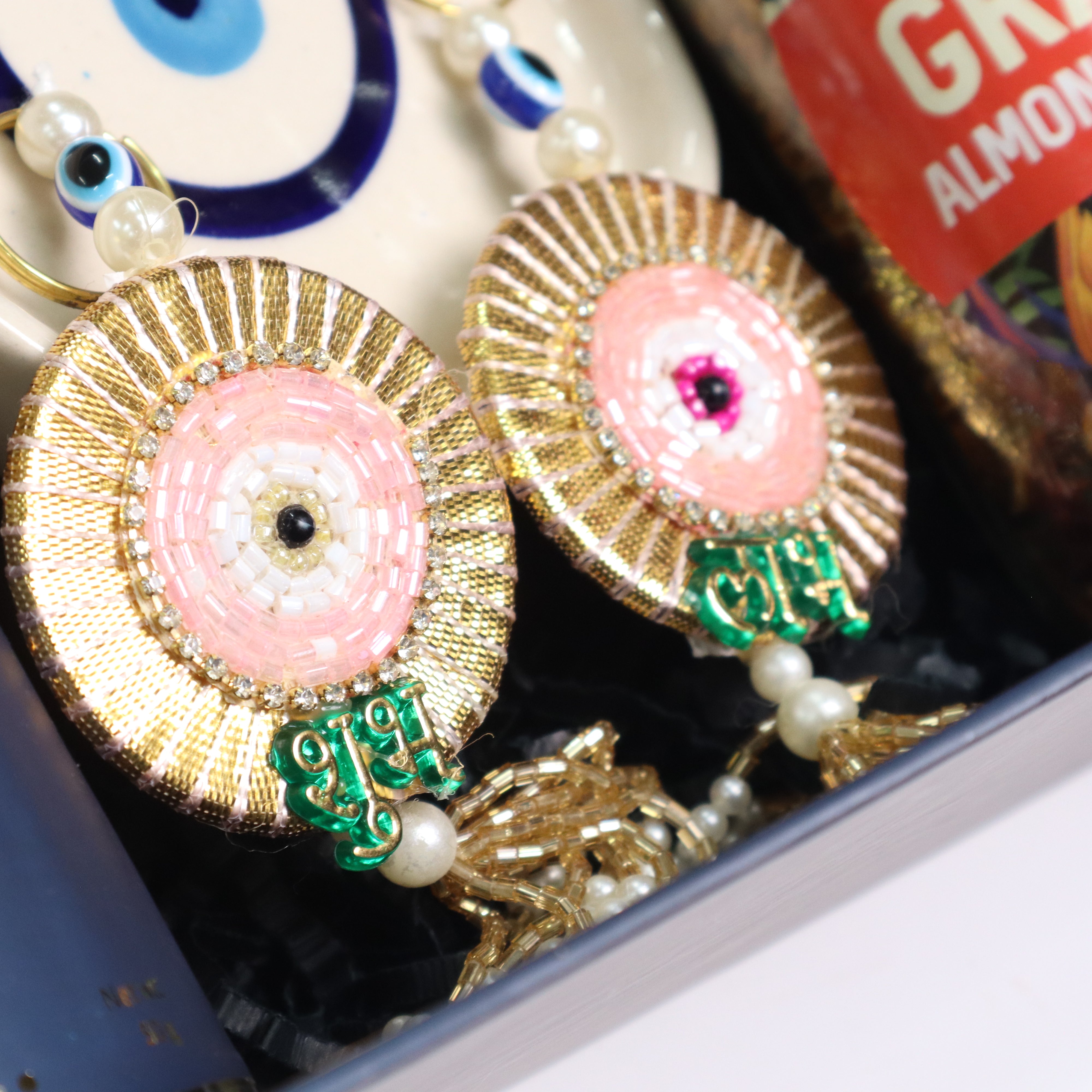 Riwaaz Treasure Chest