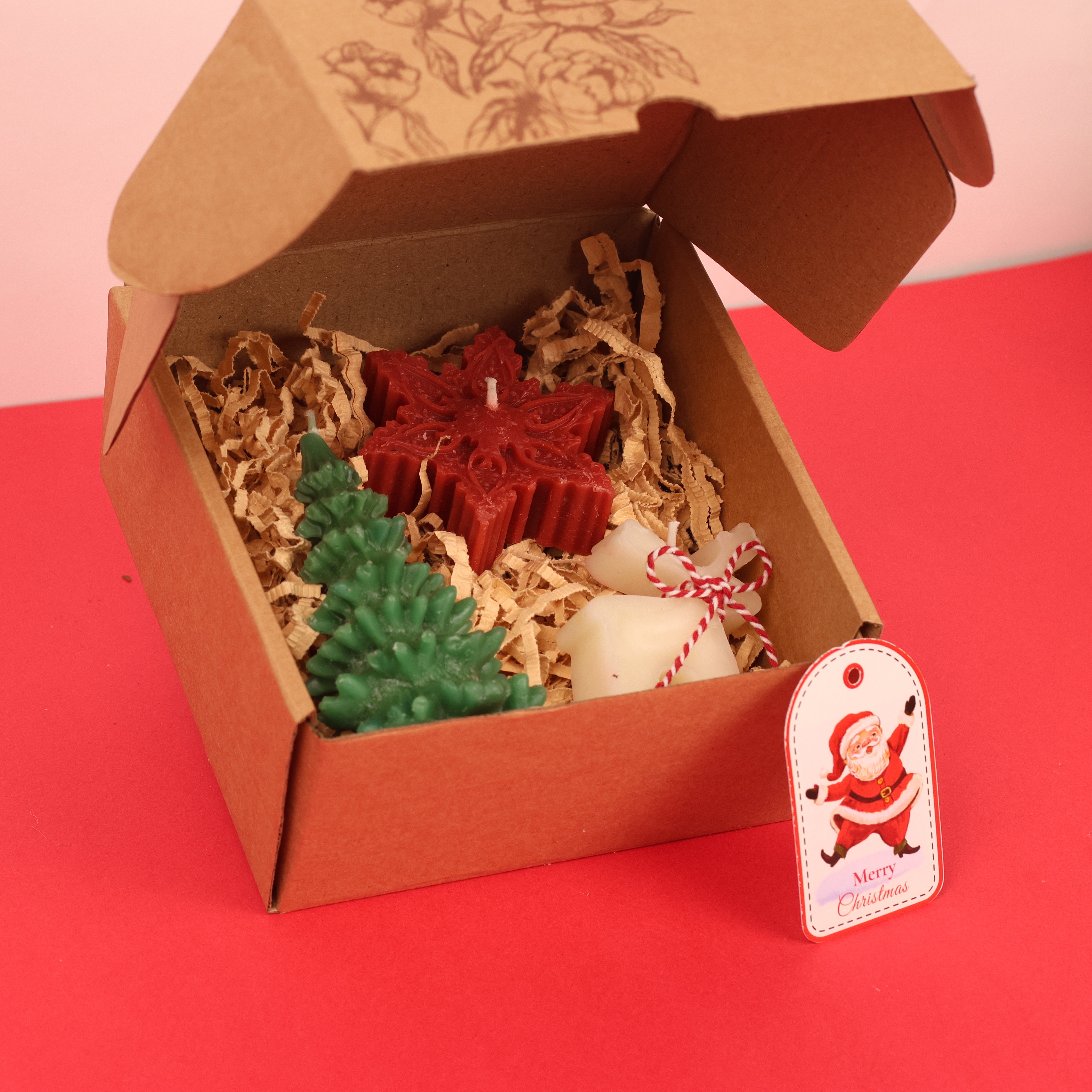 Festive Christmas Candle Gift Box – Reindeer, Snowflake & Tree Candles