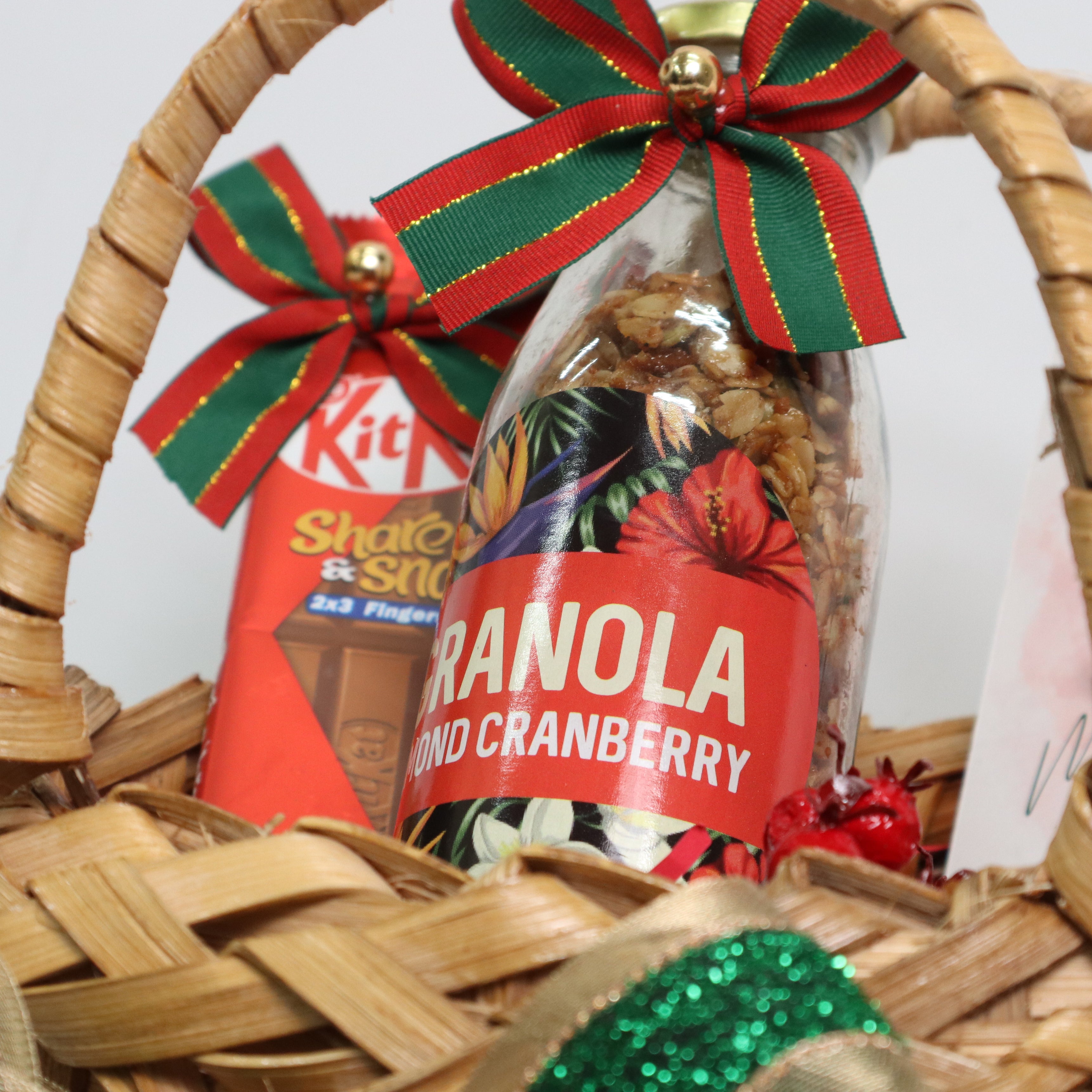 Holly Jolly Hamper