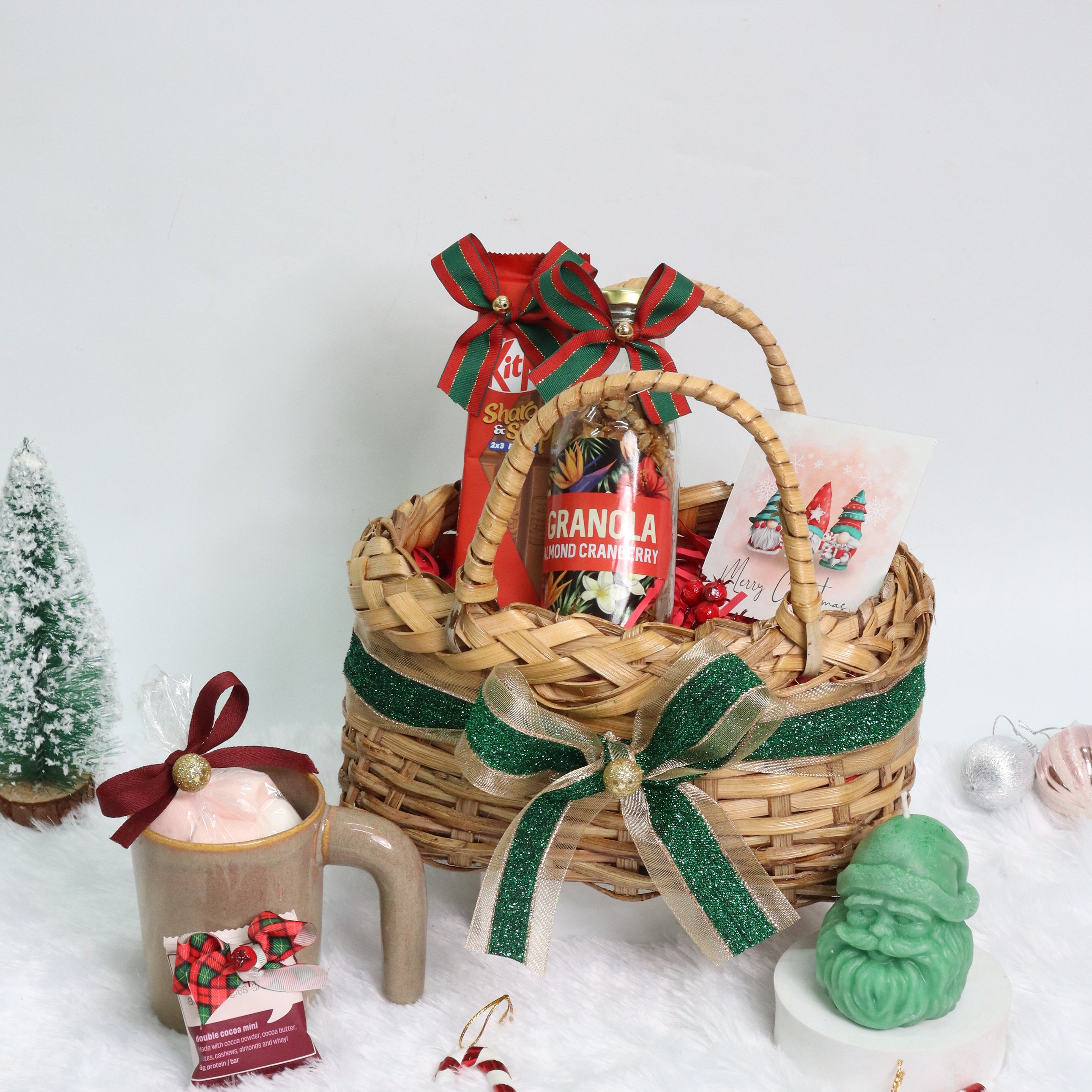 Holly Jolly Hamper