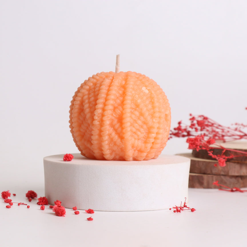 Woolen Yarn Shaped Candle (set of 2)