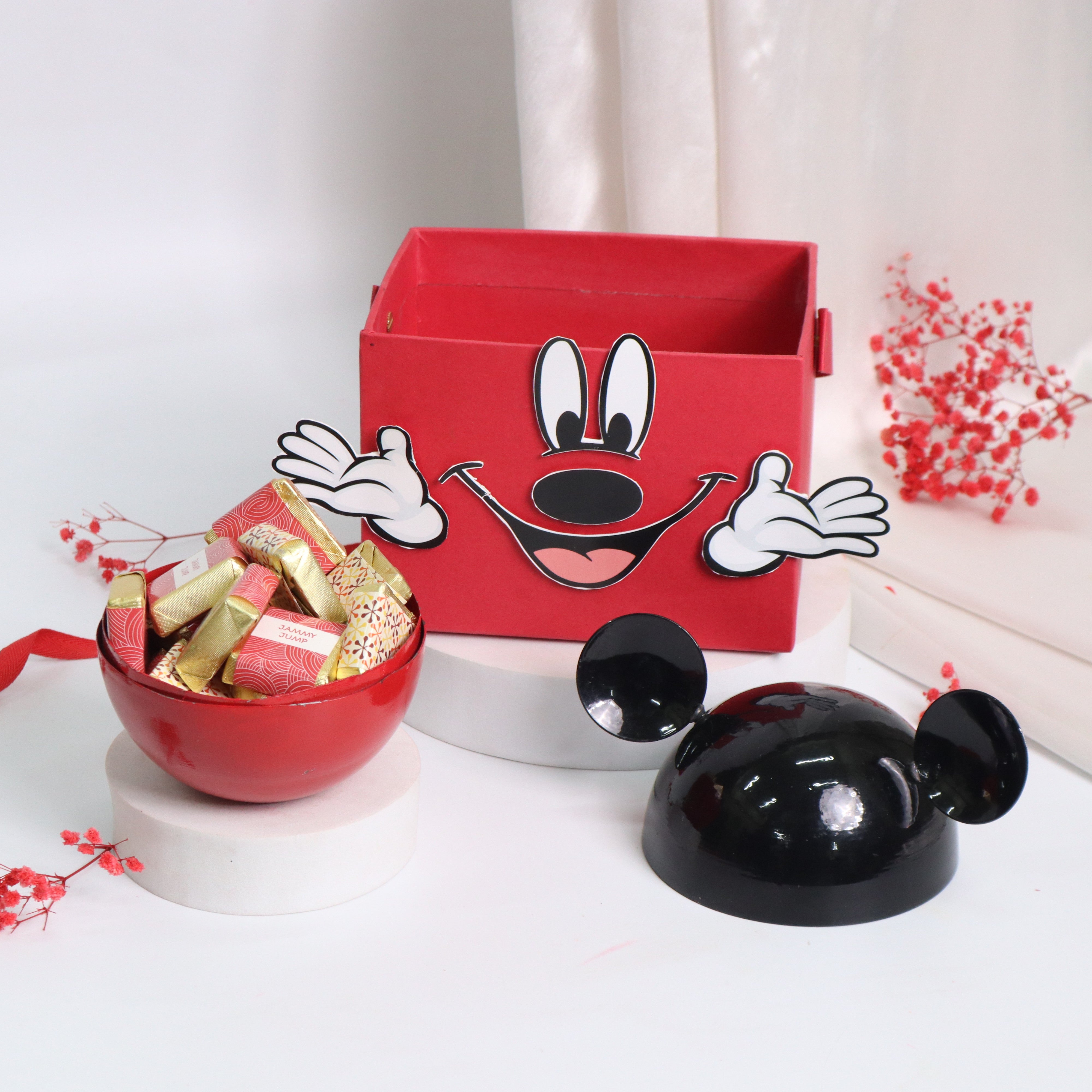 Mickey’s Magic Hamper