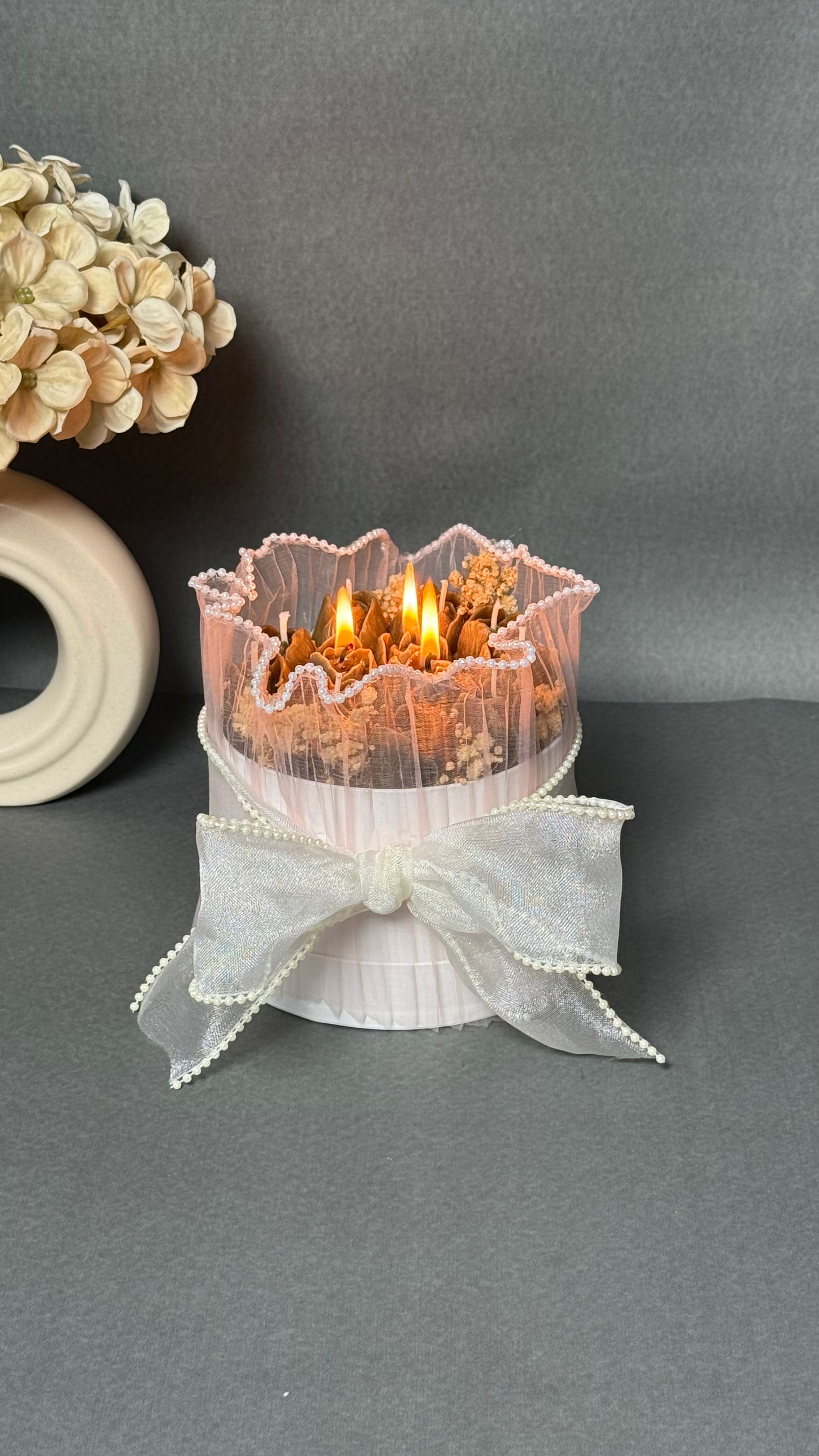 Pearl Bloom Luxe Candle