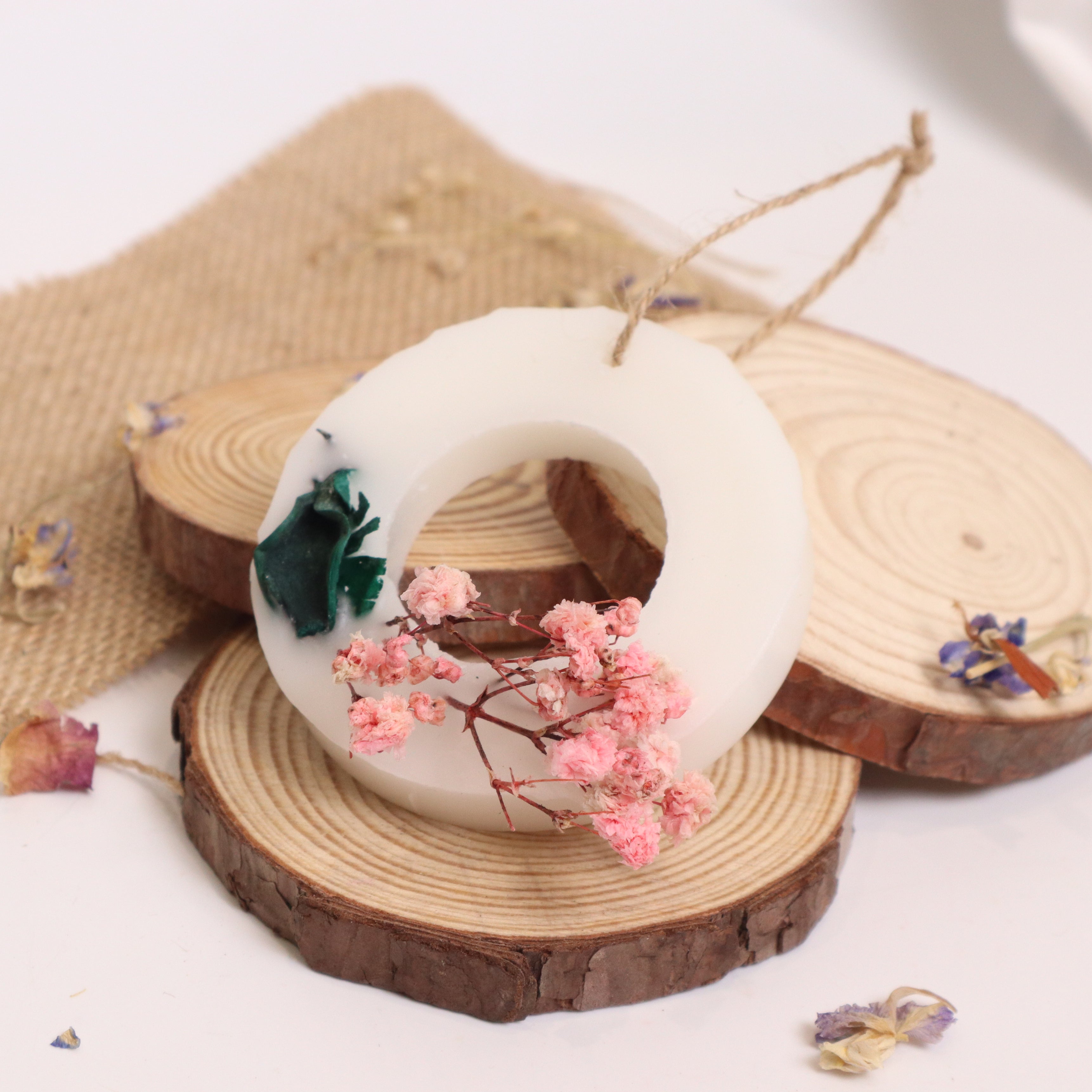 Fragrant Blossom Loop