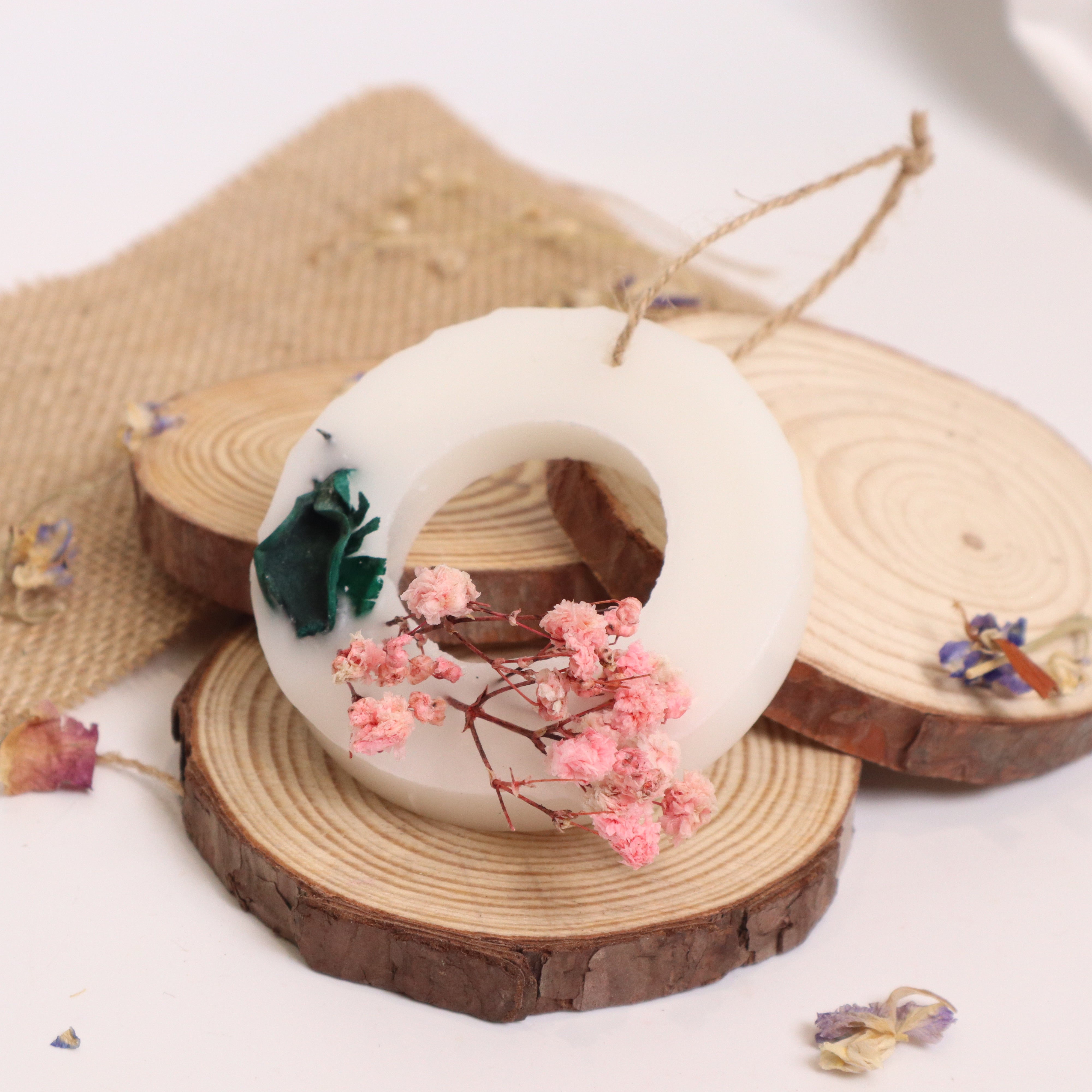 Fragrant Blossom Loop