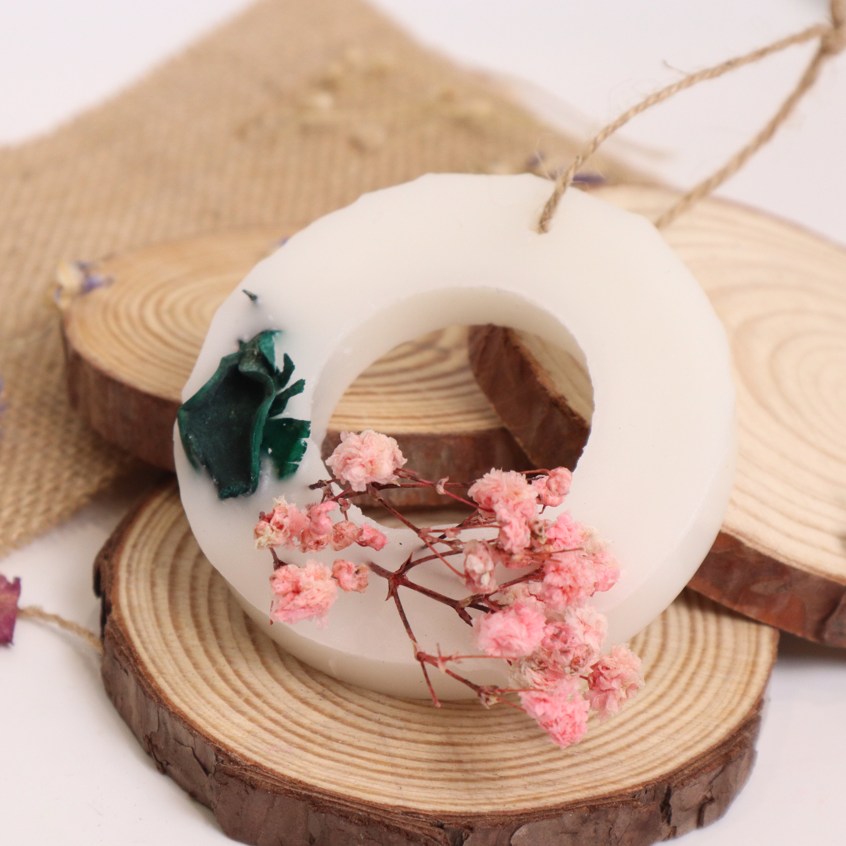 Fragrant Blossom Loop